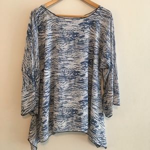 Tunic blouse handkerchief hem